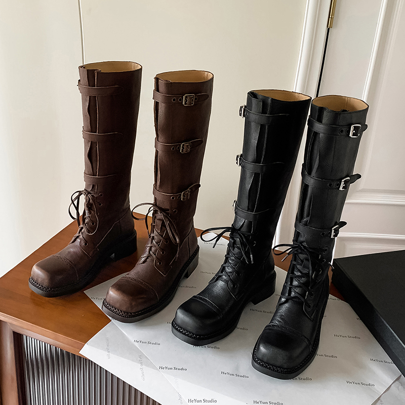 أحذية أردن فورتادو النسائية ال - مراجعة Leather Classic Strap وسعره